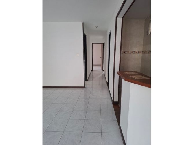 Apartamento de 3 alcobas en venta en Sector La Luisa Bella Suiza, Cali, 84 m² · foto 17 de 18