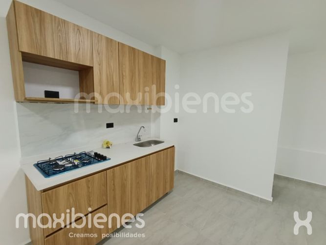 Local en arriendo en Belén San Bernardo, Medellín, 200 m² · foto 6 de 9