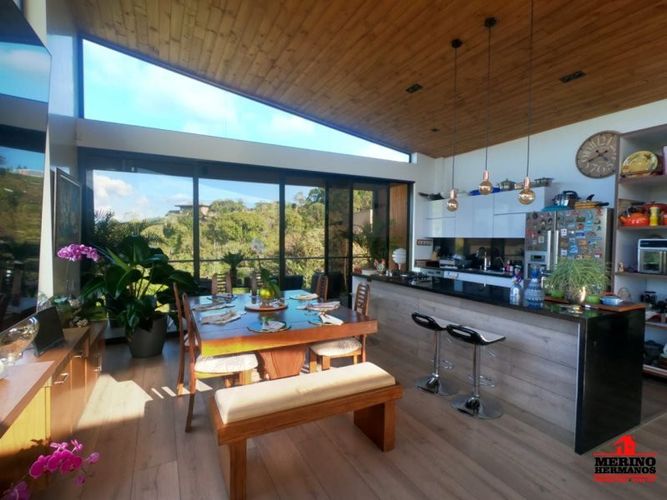 Casa de 3 alcobas en venta en Centro, Rionegro, 280 m² · foto 7 de 24