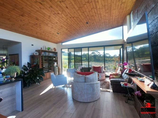 Casa de 3 alcobas en venta en Centro, Rionegro, 280 m² · foto 8 de 24
