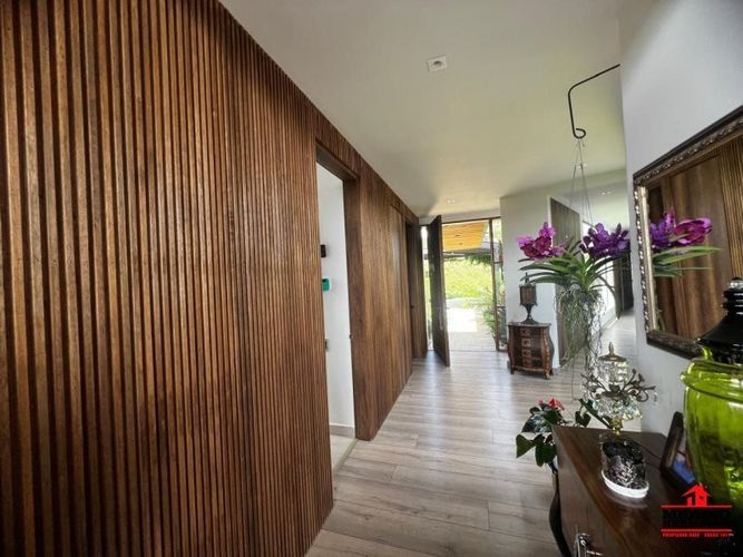 Casa de 3 alcobas en venta en Centro, Rionegro, 280 m² · foto 9 de 24