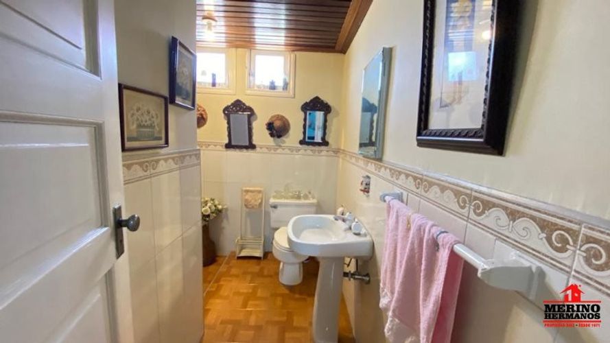 Casa de 5 alcobas en arriendo en Urbanizacion Loyola, Medellín, 487 m² · foto 5 de 23