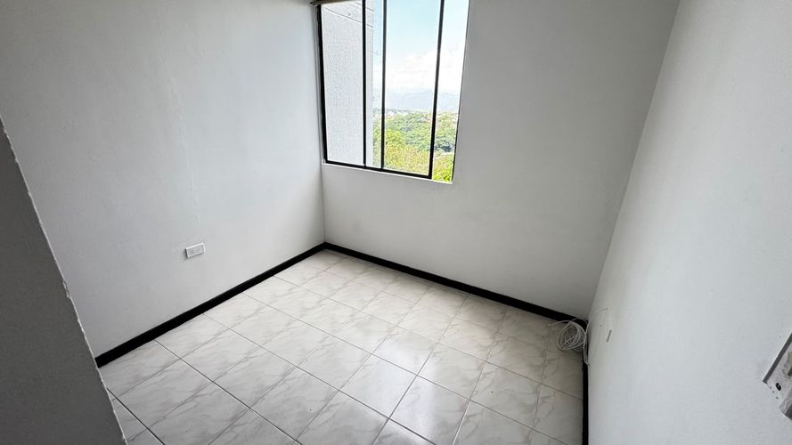 Apartamento de 4 alcobas en venta en Conjunto Residencial Artemisa, Bucaramanga, 84 m² · foto 12 de 19