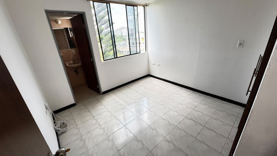 Apartamento de 4 alcobas en venta en Conjunto Residencial Artemisa, Bucaramanga, 84 m² · foto 14 de 19