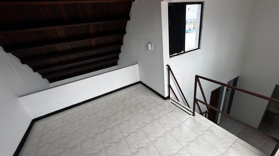 Apartamento de 4 alcobas en venta en Conjunto Residencial Artemisa, Bucaramanga, 84 m² · foto 17 de 19