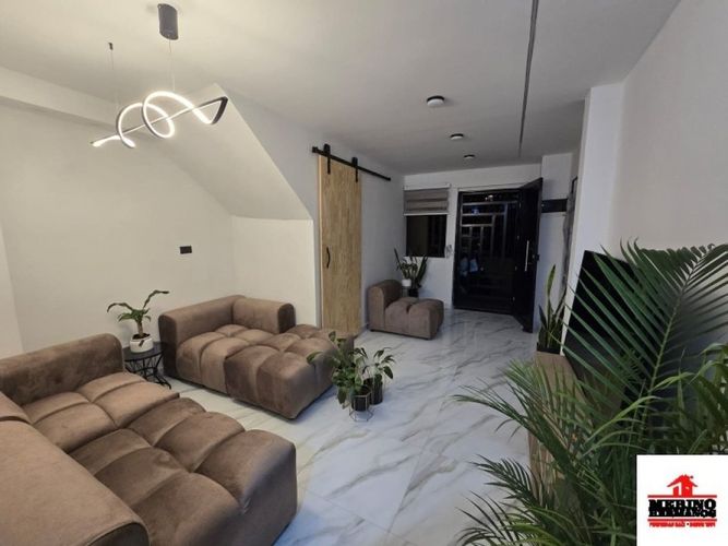 Casa de 4 alcobas en venta en San Isidro, Medellín, 200 m² · foto 5 de 24