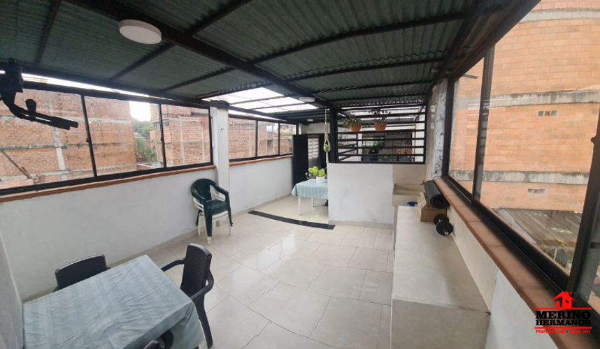 Casa de 4 alcobas en venta en San Isidro, Medellín, 200 m² · foto 23 de 24