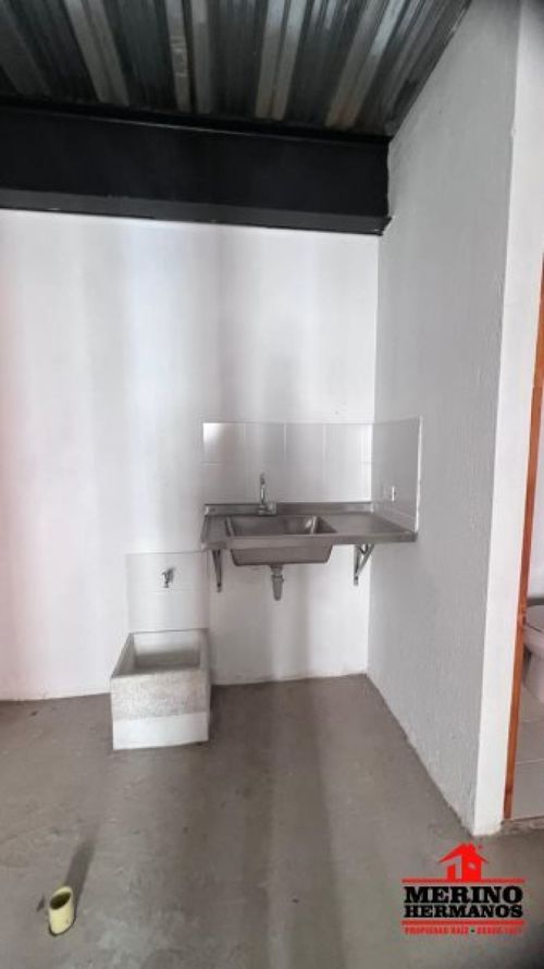 Local en arriendo en Loma De San Jose, Sabaneta, 40 m² · foto 14 de 15