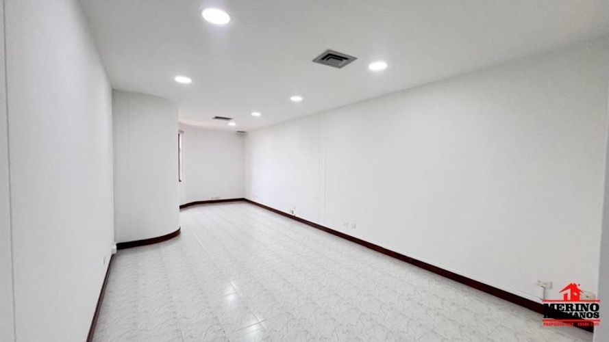 Oficina en arriendo en La Aguacatala, Medellín, 48 m² · foto 4 de 12