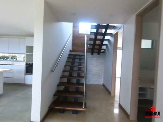Casa de 3 alcobas en venta en El Retiro, 258 m² · foto 13 de 24