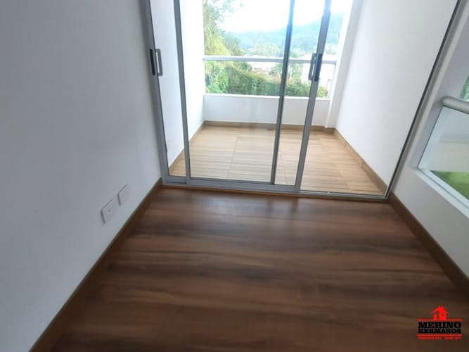 Casa de 3 alcobas en venta en El Retiro, 258 m² · foto 19 de 24