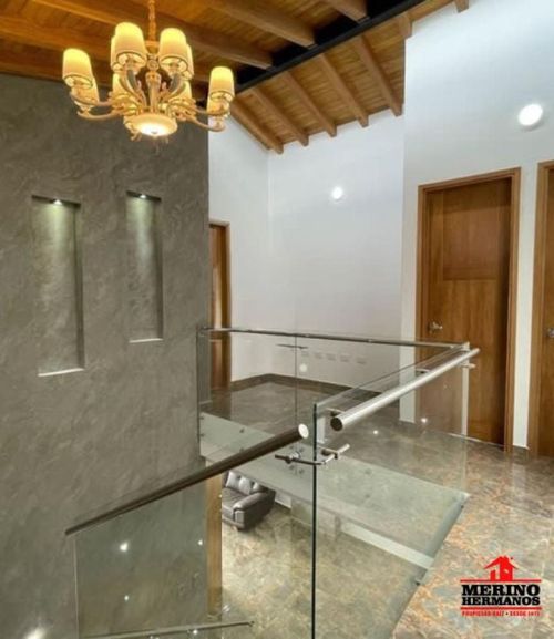 Casa de 3 alcobas en venta en Lomitas, La Ceja, 173 m² · foto 8 de 9