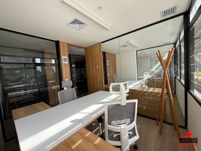 Oficina en venta en Los Colores, Medellín, 9 m² · foto 3 de 19
