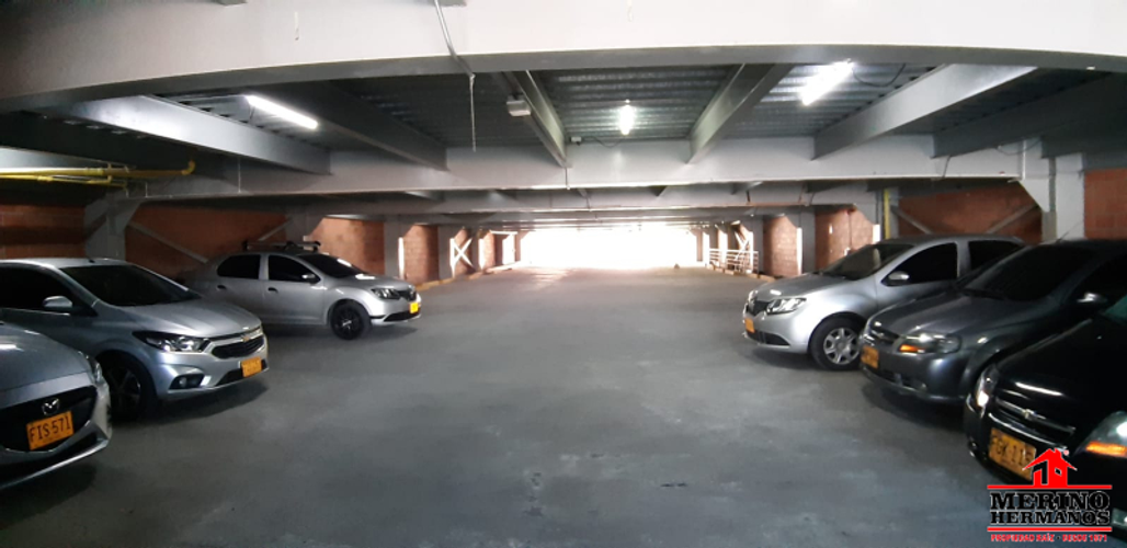 Local en arriendo en Centro, Rionegro, 500 m² · foto 3 de 9