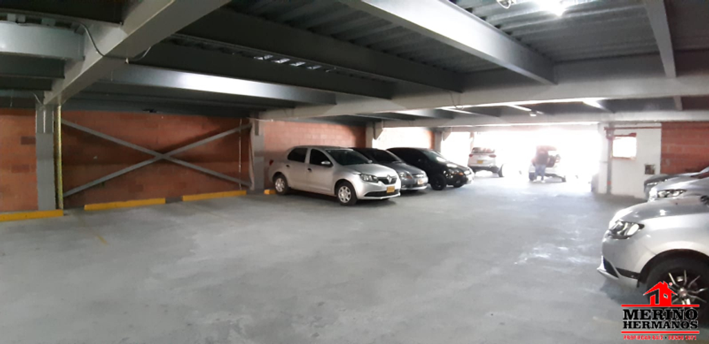 Local en arriendo en Centro, Rionegro, 500 m² · foto 4 de 9