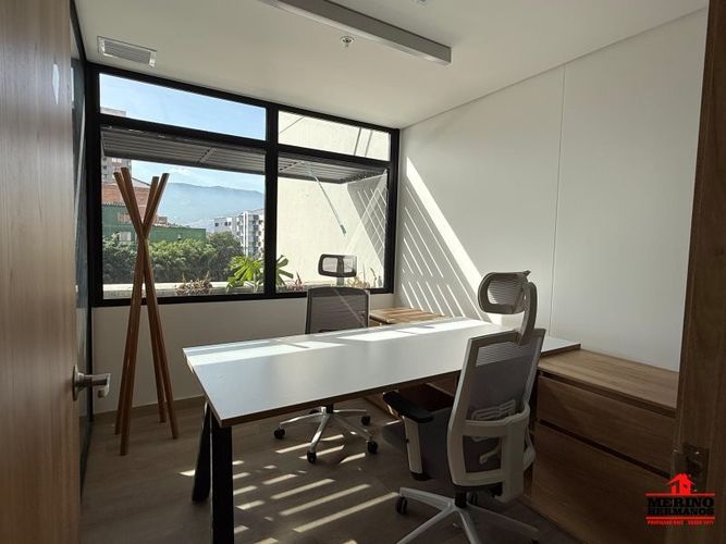 Oficina en venta en Los Colores, Medellín, 9 m² · foto 11 de 19