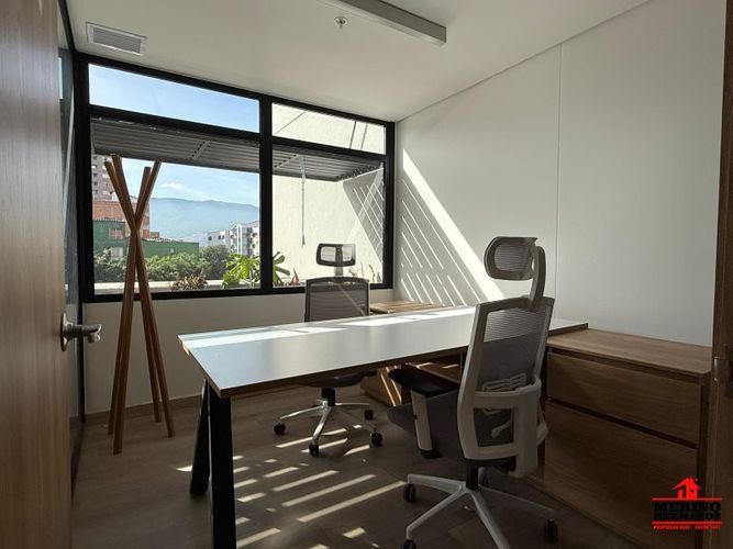 Oficina en venta en Los Colores, Medellín, 9 m² · foto 15 de 19
