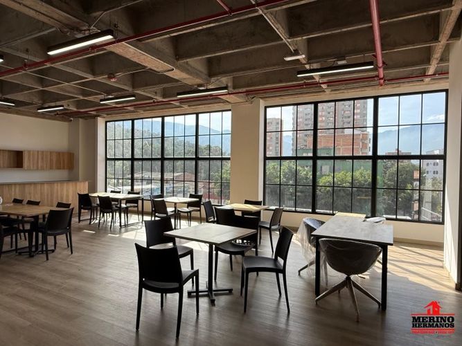 Oficina en venta en Los Colores, Medellín, 9 m² · foto 18 de 19