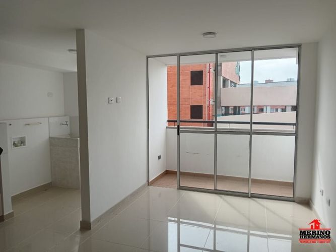 Apartamento de 3 alcobas en venta en Fontibon, Rionegro, 62 m² · foto 2 de 24