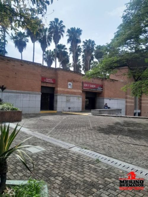 Local en arriendo en La Candelaria, Medellín, 19 m² · foto 19 de 20