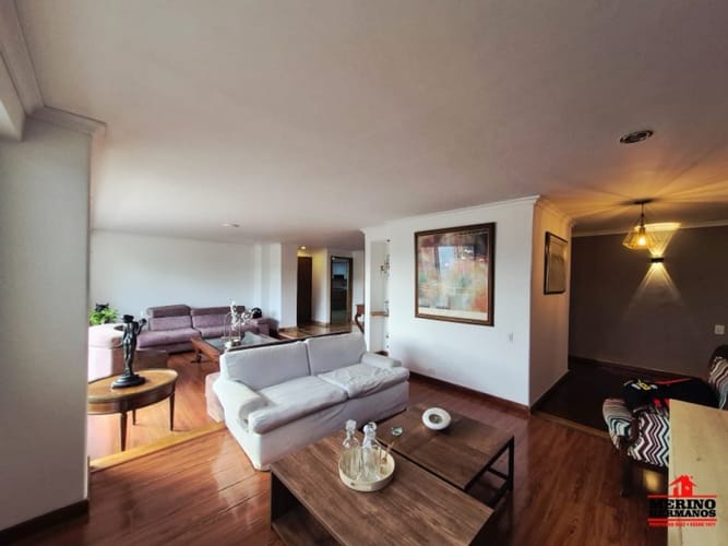 Apartamento de 4 alcobas en venta en El Poblado, Medellín, 212 m² · foto 4 de 24