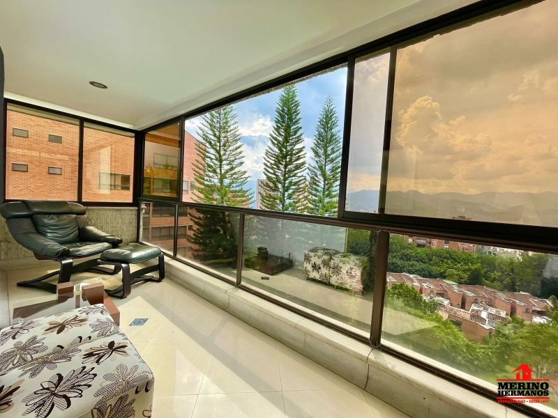 Apartamento en venta en El Poblado, Medellín · foto 3 de 24