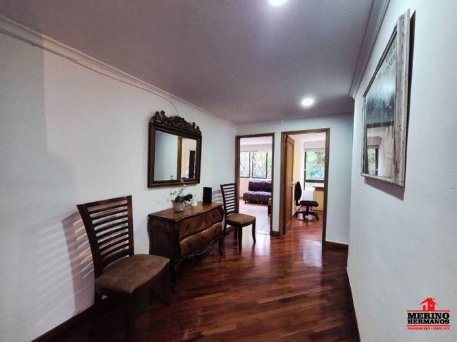 Apartamento de 4 alcobas en venta en El Poblado, Medellín, 212 m² · foto 10 de 24