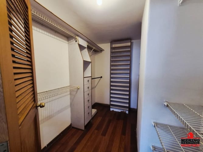 Apartamento de 4 alcobas en venta en El Poblado, Medellín, 212 m² · foto 16 de 24