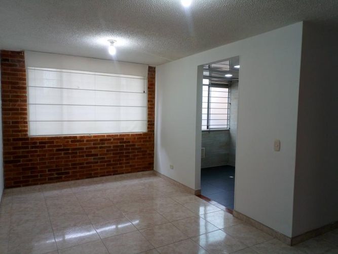 Apartamento en venta en Fontibon, Bogotá · foto 2 de 19