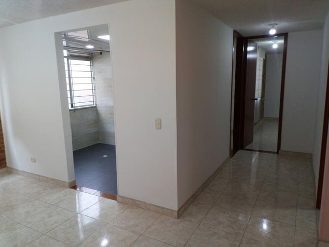 Apartamento en venta en Fontibon, Bogotá · foto 3 de 19