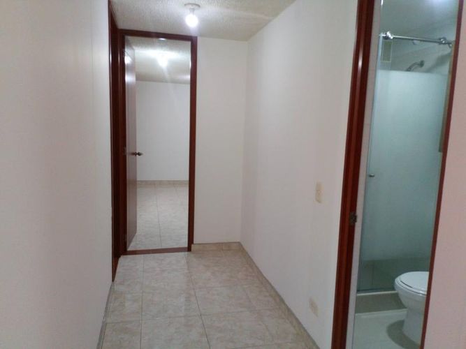 Apartamento en venta en Fontibon, Bogotá · foto 7 de 19