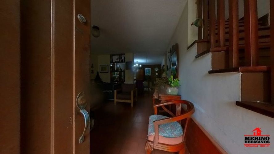 Casa de 6 alcobas en venta en Estadio, Medellín, 162 m² · foto 4 de 24