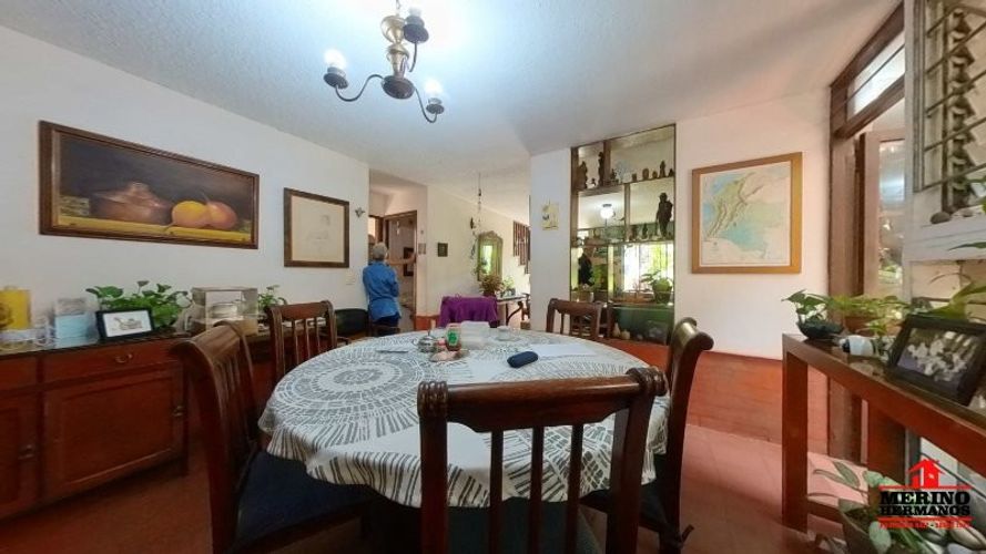 Casa de 6 alcobas en venta en Estadio, Medellín, 162 m² · foto 6 de 24