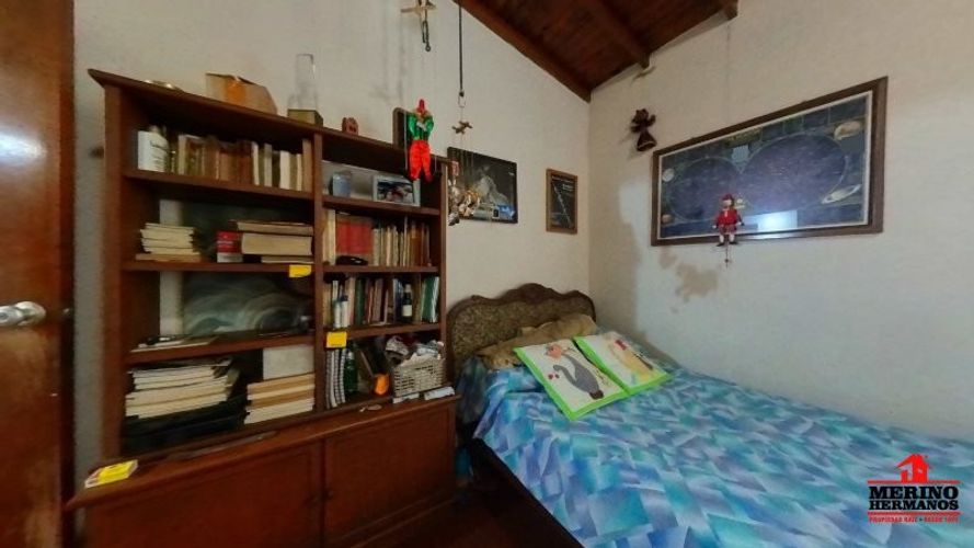 Casa de 6 alcobas en venta en Estadio, Medellín, 162 m² · foto 12 de 24