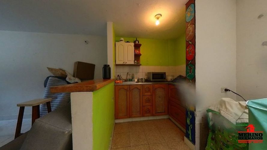 Casa de 6 alcobas en venta en Estadio, Medellín, 162 m² · foto 19 de 24