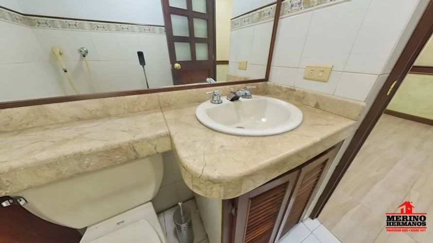 Oficina en arriendo en La Aguacatala, Medellín, 50 m² · foto 11 de 15