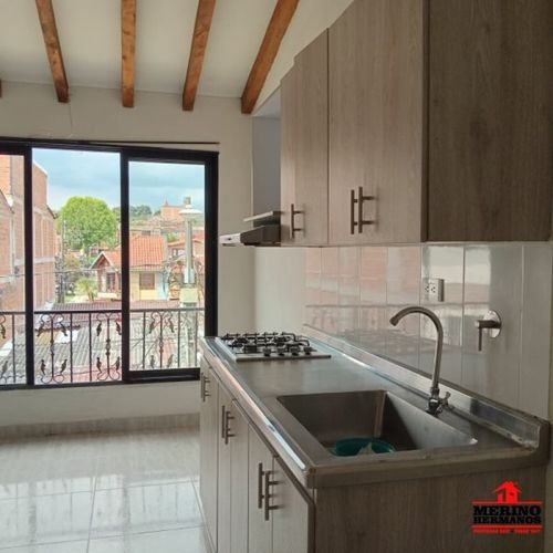 Apartamento de 3 alcobas en venta en La Macarena, Rionegro, 90 m² · foto 2 de 24