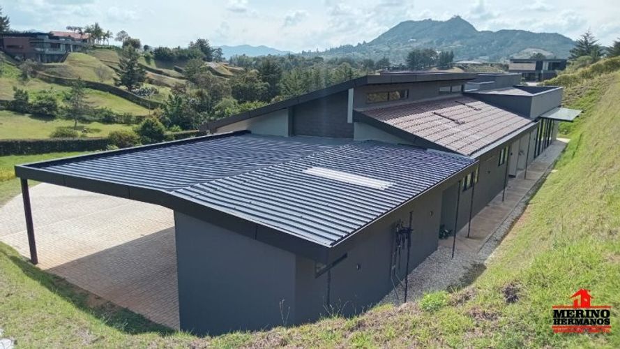 Casa de 7 alcobas en venta en Santa Ana, Rionegro, 400 m² · foto 4 de 24