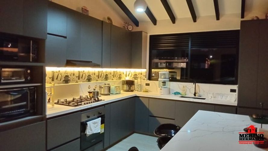 Casa de 7 alcobas en venta en Santa Ana, Rionegro, 400 m² · foto 6 de 24