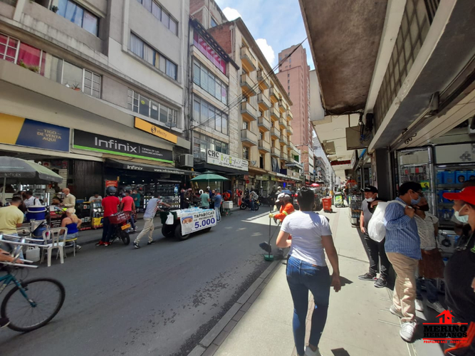 Local en venta en Villa Nueva, Medellín, 18 m² · foto 5 de 6