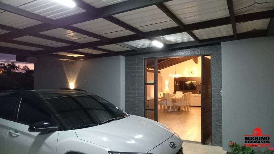 Casa de 7 alcobas en venta en Santa Ana, Rionegro, 400 m² · foto 20 de 24