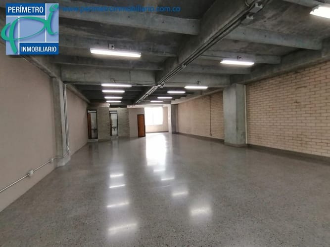 Oficina en arriendo en Guayabal, Medellín, 178 m² · foto 2 de 5