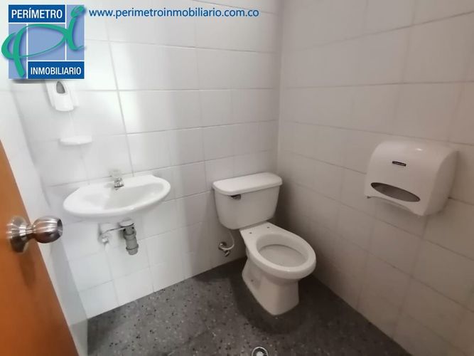 Oficina en arriendo en Guayabal, Medellín, 178 m² · foto 3 de 5
