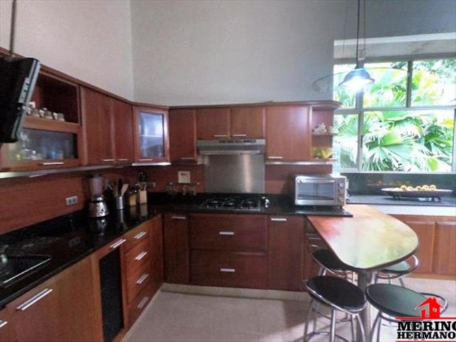 Casa de 4 alcobas en venta en Loma De Las Brujas, Envigado, 350 m² · foto 12 de 20