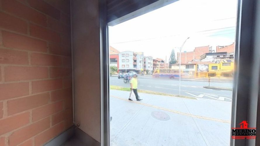 Bodega en arriendo en La América, Medellín, 350 m² · foto 15 de 17