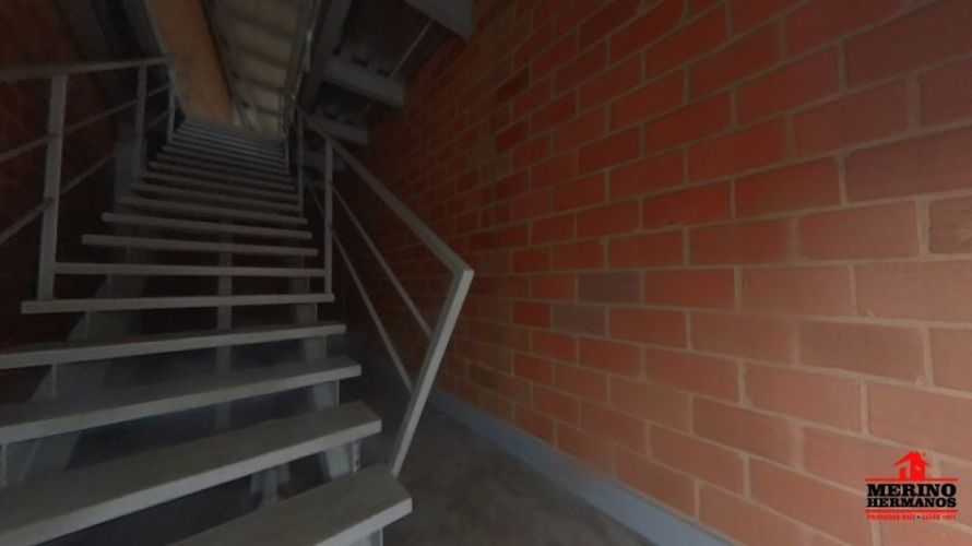 Bodega en arriendo en La América, Medellín, 350 m² · foto 16 de 17