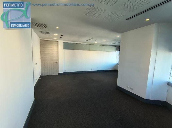 Oficina en arriendo en Milla De Oro, Medellín, 53 m² · foto 2 de 9
