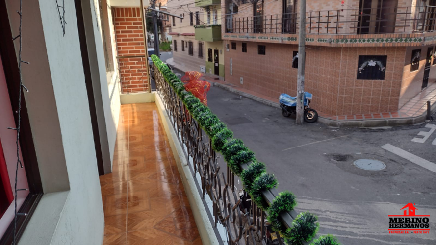 Casa de 6 alcobas en venta en Belalcazar, Medellín, 185 m² · foto 3 de 24