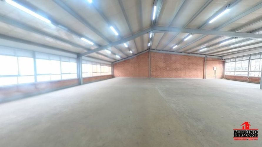 Local en arriendo en La América, Medellín, 350 m² · foto 3 de 14