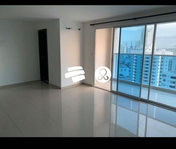 Apartamento de 3 alcobas en venta en Manga, Cartagena, 200 m² · foto 2 de 10